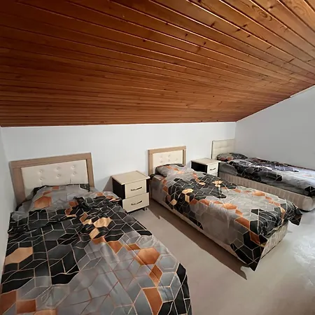 Tas2 Hotel